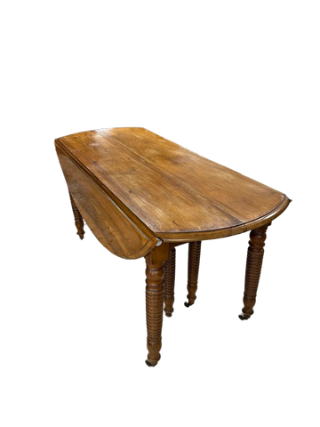 Oval Walnut Wood Extension Table from the 19th Century in Rustic Louis Philippe Style with Flaps