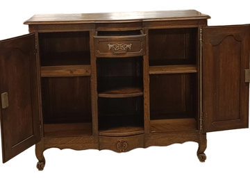 19th century Provençal sideboard in oak