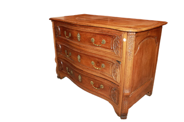 Commode française du XVIIe siècle en bois de noyer