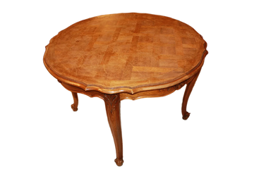 Table circulaire à plateau biseauté français de la fin du 19ème siècle en bois de noyer