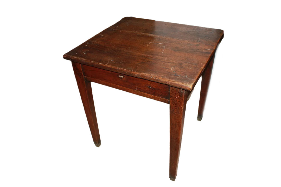 Table Rustique Carrée du 18ème Siècle en Noyer