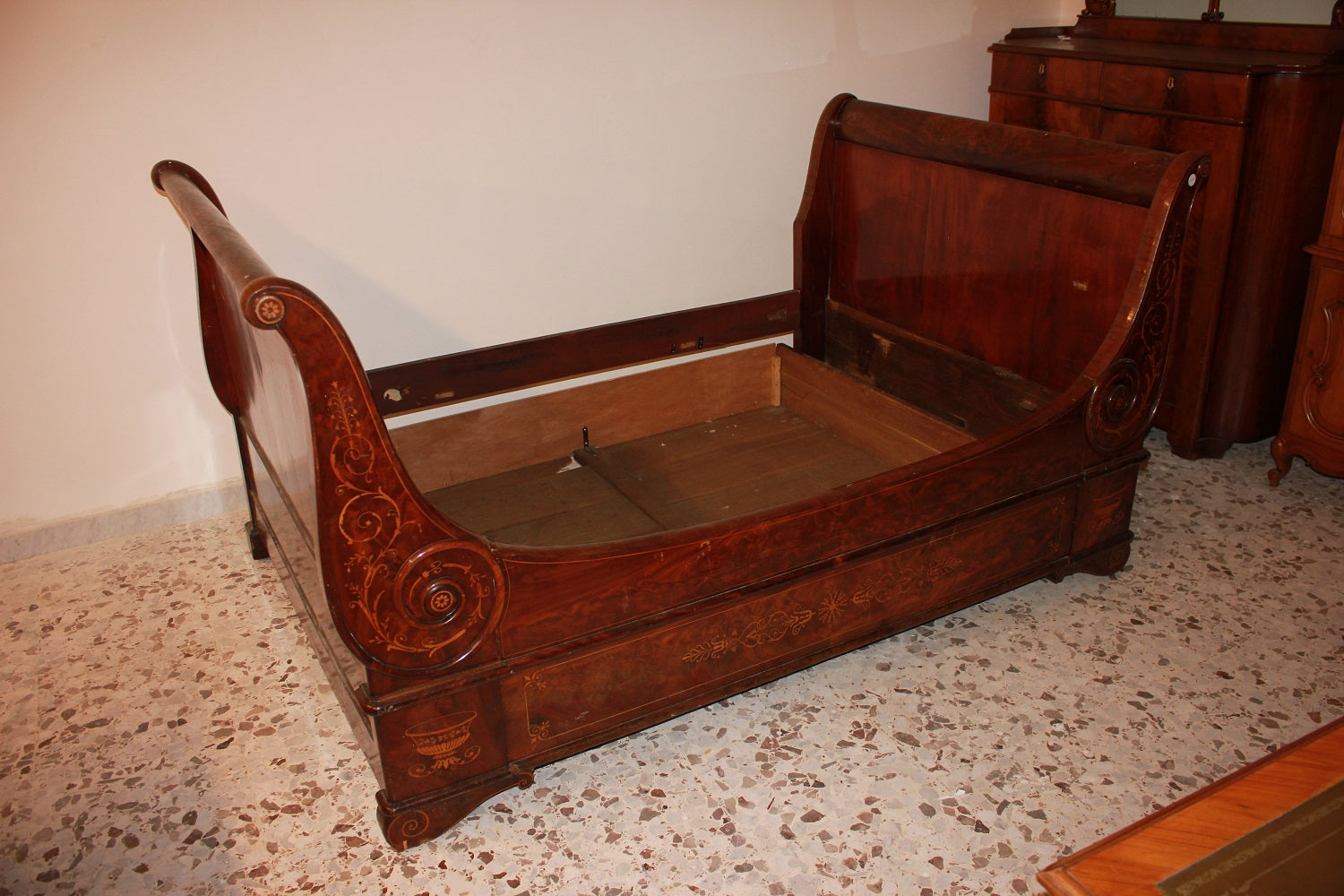 Großes Französisches Biedermeier-Bett im Charles X-Stil aus Palisander