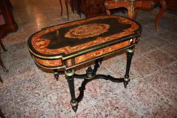 Französischer Louis-XVI-Stil Mitteltisch aus Ebenholz