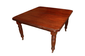 Victorian Style Extendable Square Table from the 1800s in Mahogany