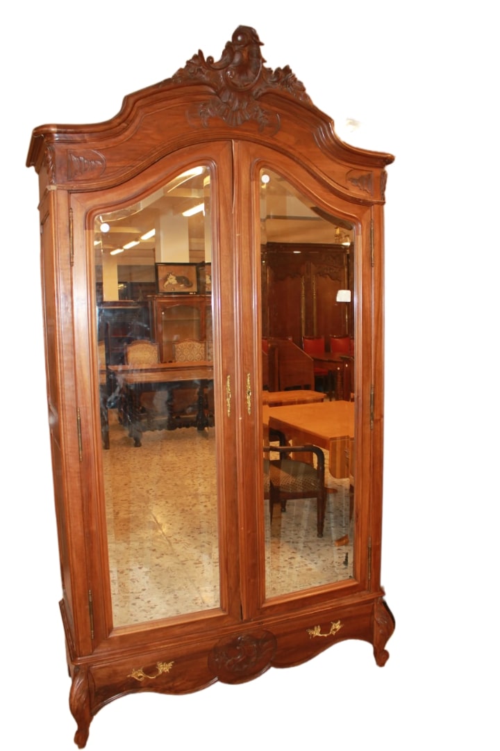 Französischer Kleiderschrank mit Spiegeln – Louis-Philippe-Stil – Nussbaumholz – Spätes 19. Jahrhundert