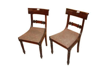 Groupe de 4 chaises de style Régence en bois d'acajou