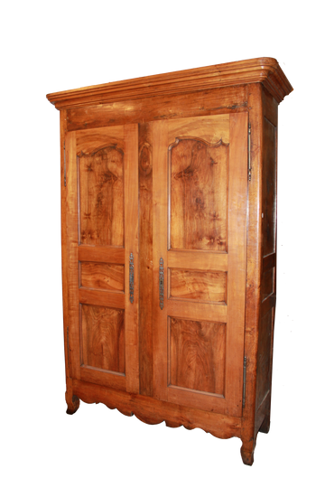 Early 1800s Provencal Walnut Wardrobe with 2 Closed Doors