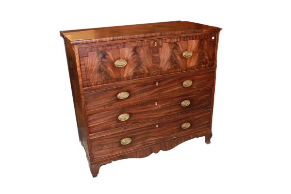 Victorian Style English Chest of Drawers from the 1800s in Mahogany and Mahogany Feather