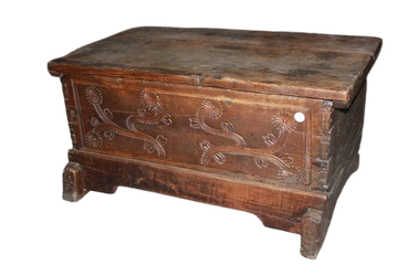 French Walnut Chest Bench from the Early 1800s