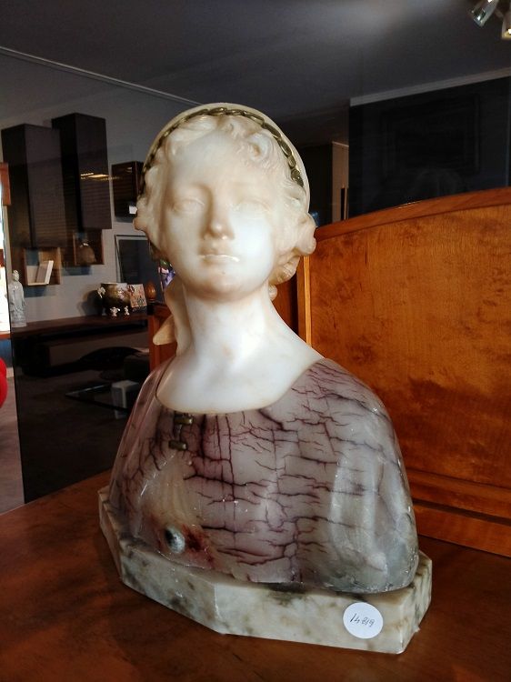 Antico mezzo busto di donna completamente in alabastro - Francia 1800